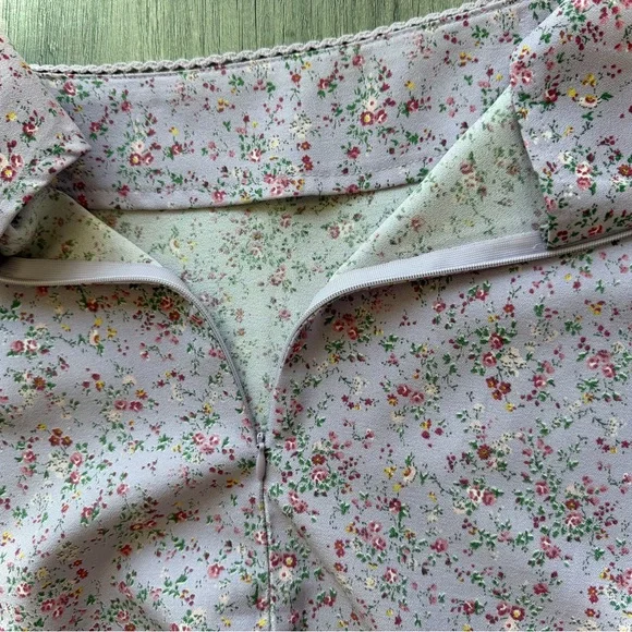 John Galt Floral Midi Skirt W/ Side Slit in Lavender. - Picture 7 of 10